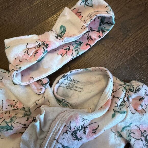 Little Me Newborn Floral Sleeper w/ Matching Bow Headband - Picture 3 of 3